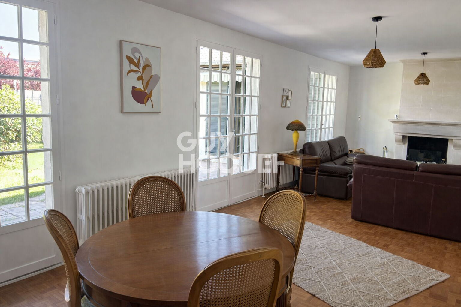 Maison plain-pied lumineuse avec jardin - Beynost
