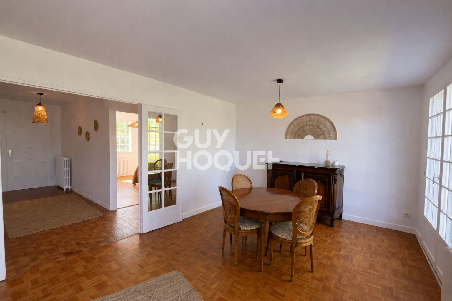 Maison plain-pied lumineuse avec jardin - Beynost