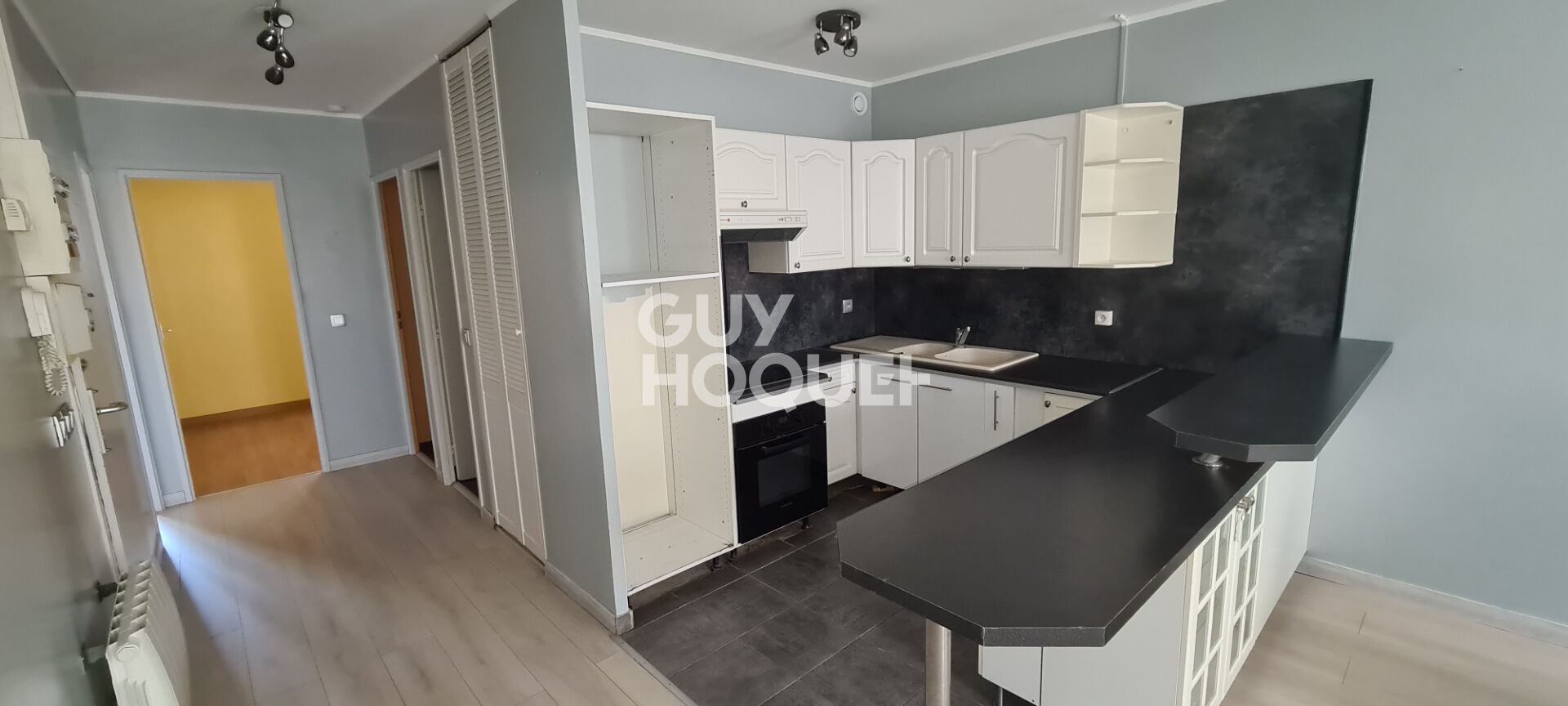 BOISPARISIS F3 avec box et place de parking