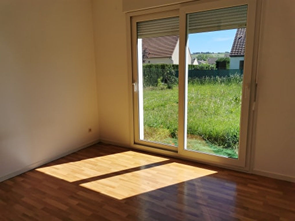 Maison  plain pied Champs sur Yonne