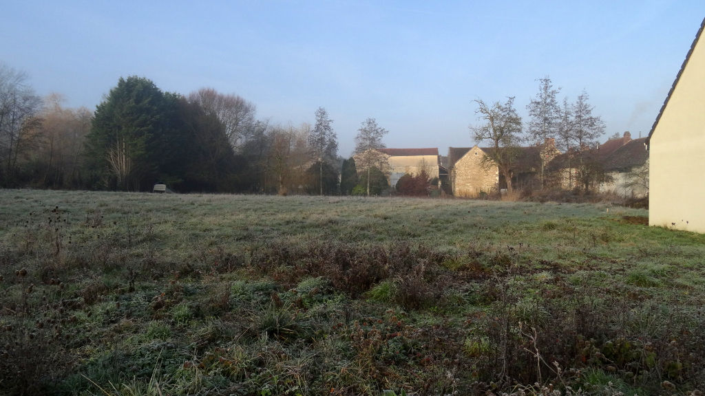 Terrain Hery 800 m2