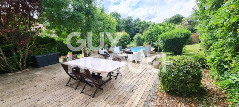 Maison Escamps 5 pièce(s) 134 m2