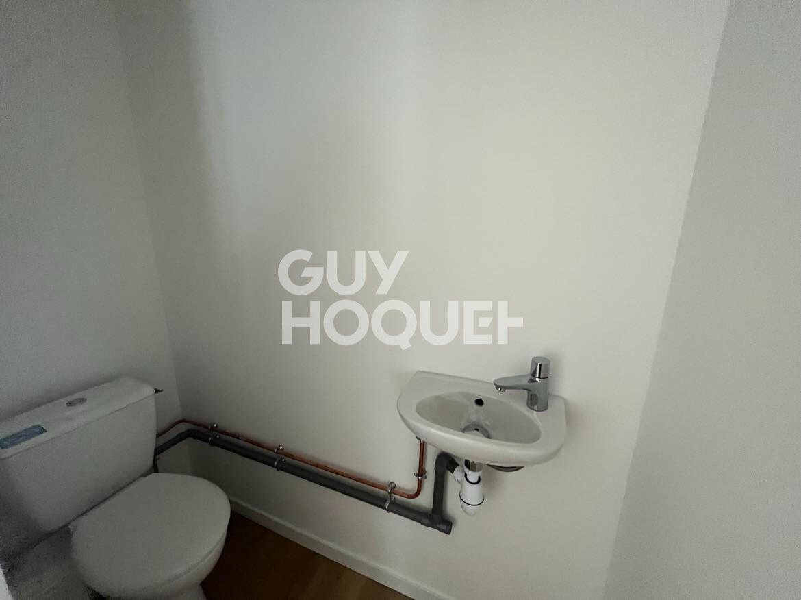 Local professionnel Migennes 40m2