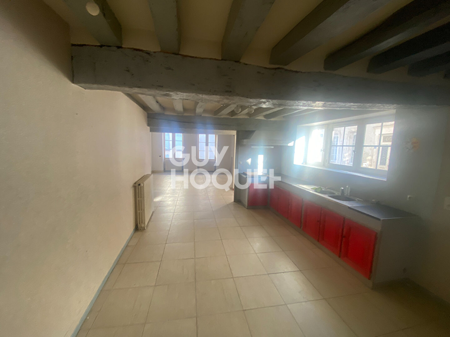 MAISON ST BRIS LE VINEUX  (5 pieces)  162 m2