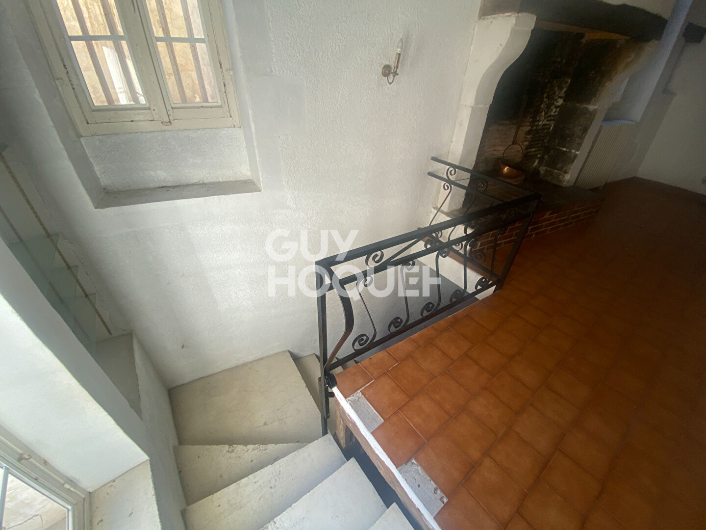 MAISON ST BRIS LE VINEUX  (5 pieces)  162 m2