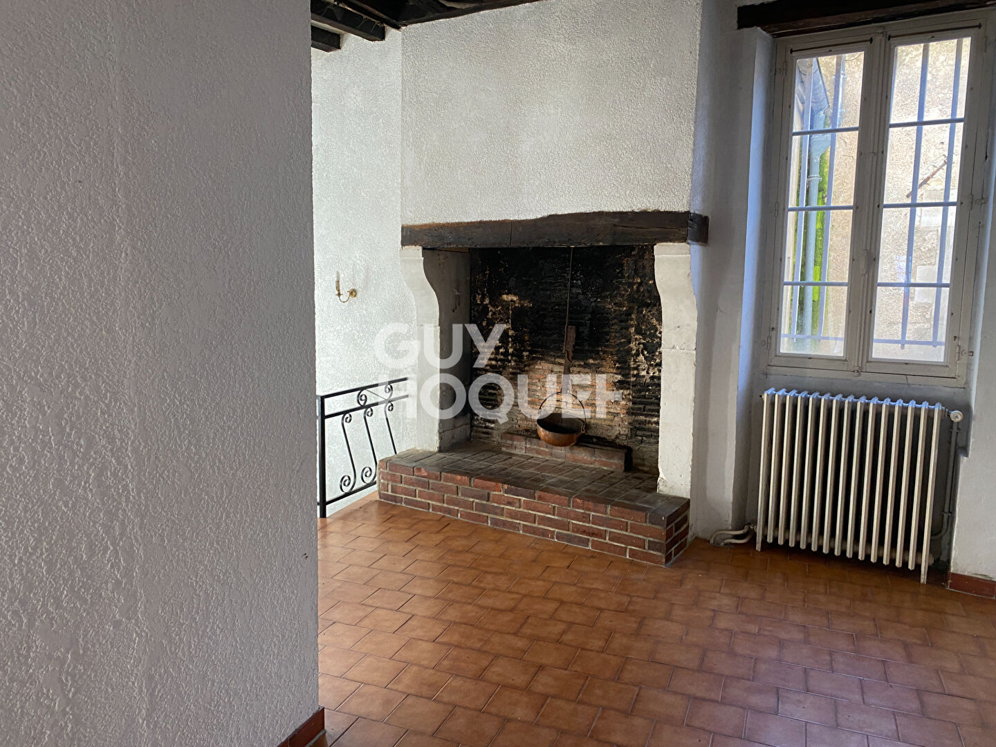 MAISON ST BRIS LE VINEUX  (5 pieces)  162 m2