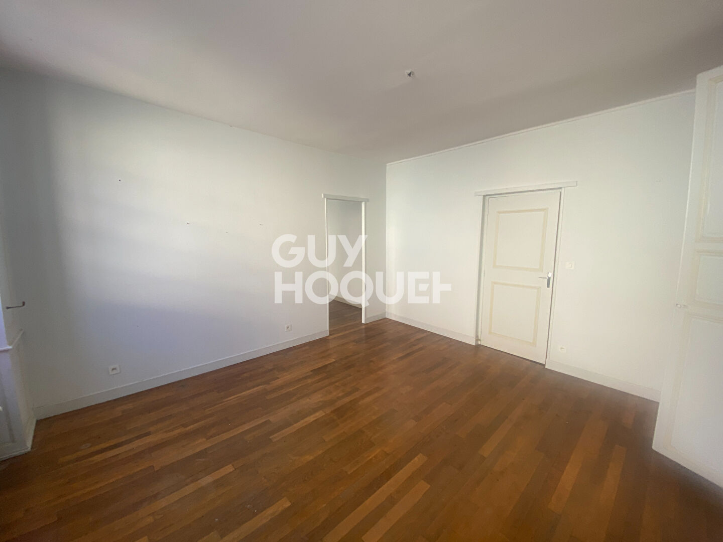 MAISON ST BRIS LE VINEUX  (5 pieces)  162 m2