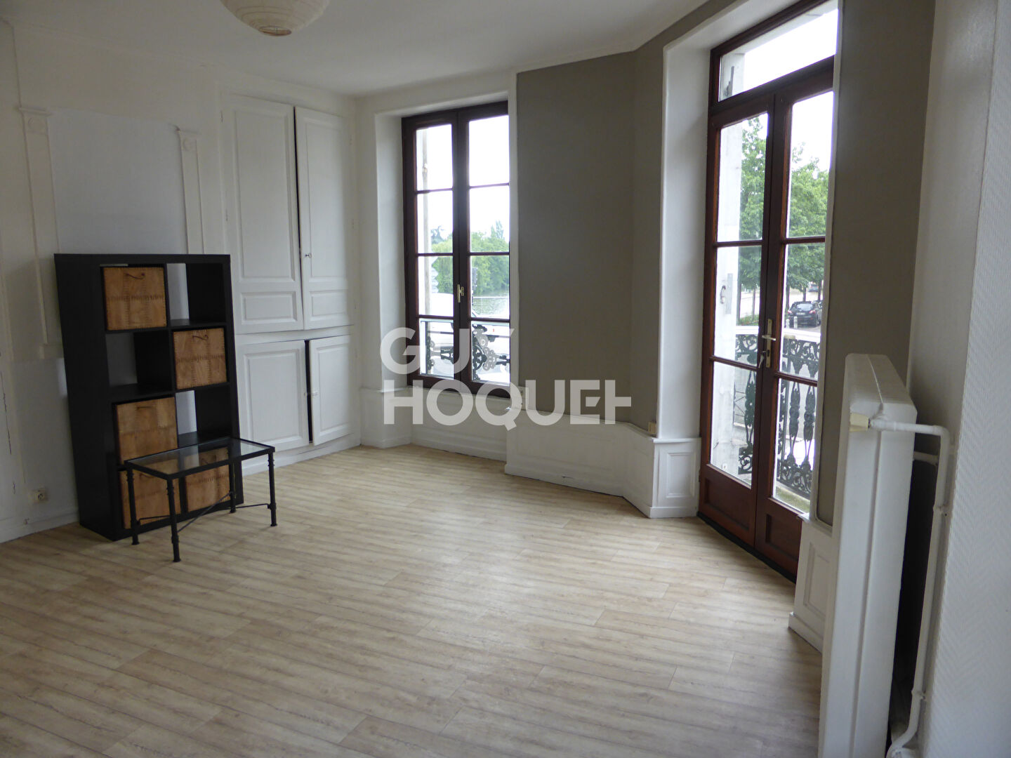 ? INVESTISSEMENT : Immeuble de Rapport -  AUXERRE, Quartier du Pont