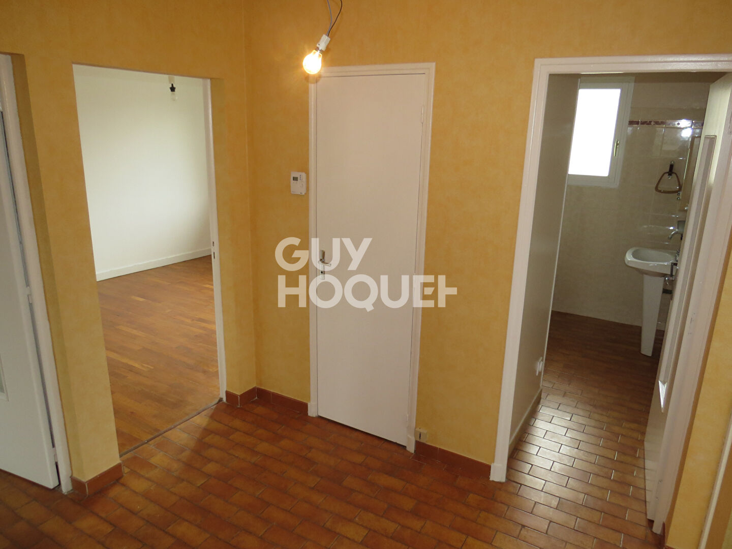 VINCELLES, Immeuble de 2 logements loués