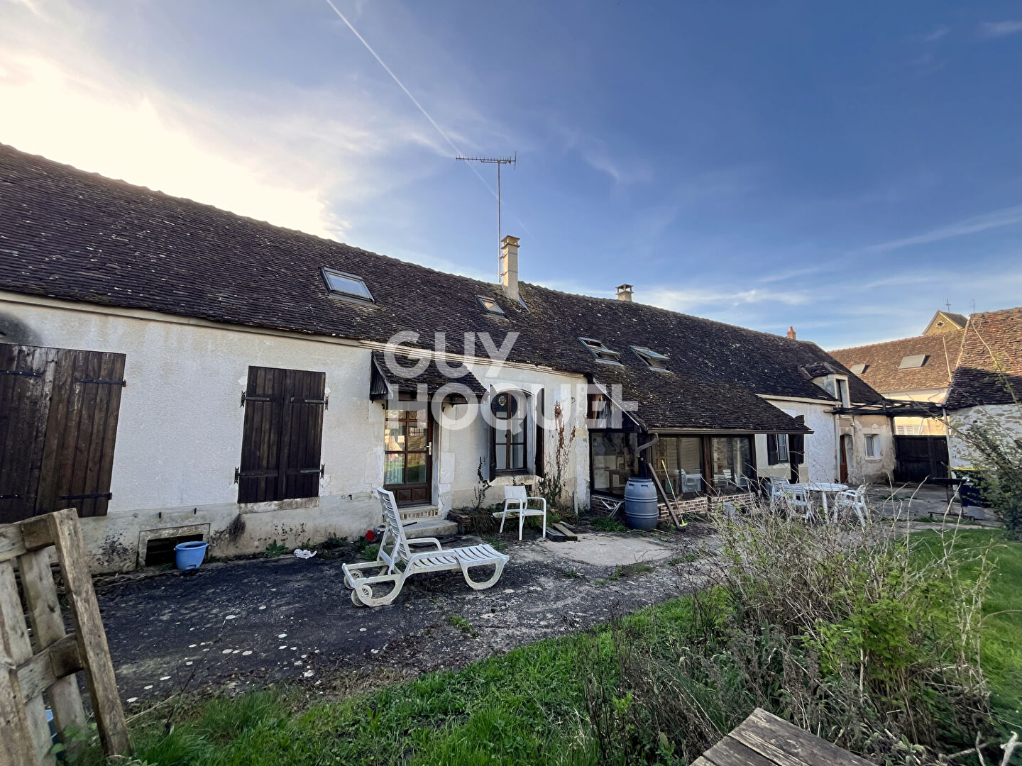 Maison ancienne pleine de charme à fort potentiel !