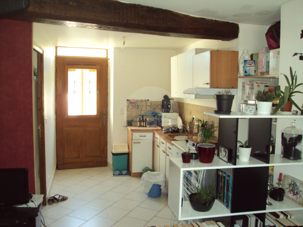Appartement de 2 pièces à louer à VILLEFARGEAU (89240).