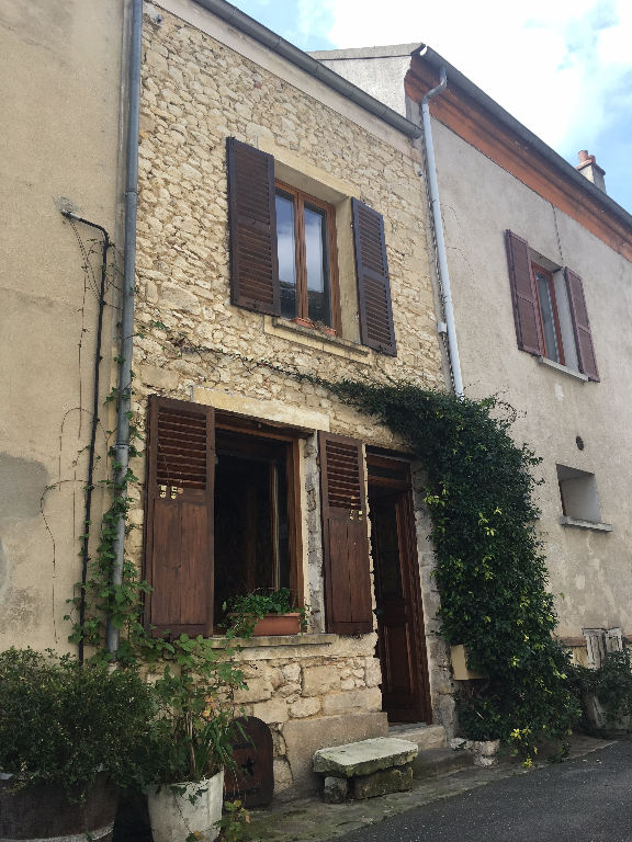 Maison de charme dans le centre historique de Moret sur Loing!