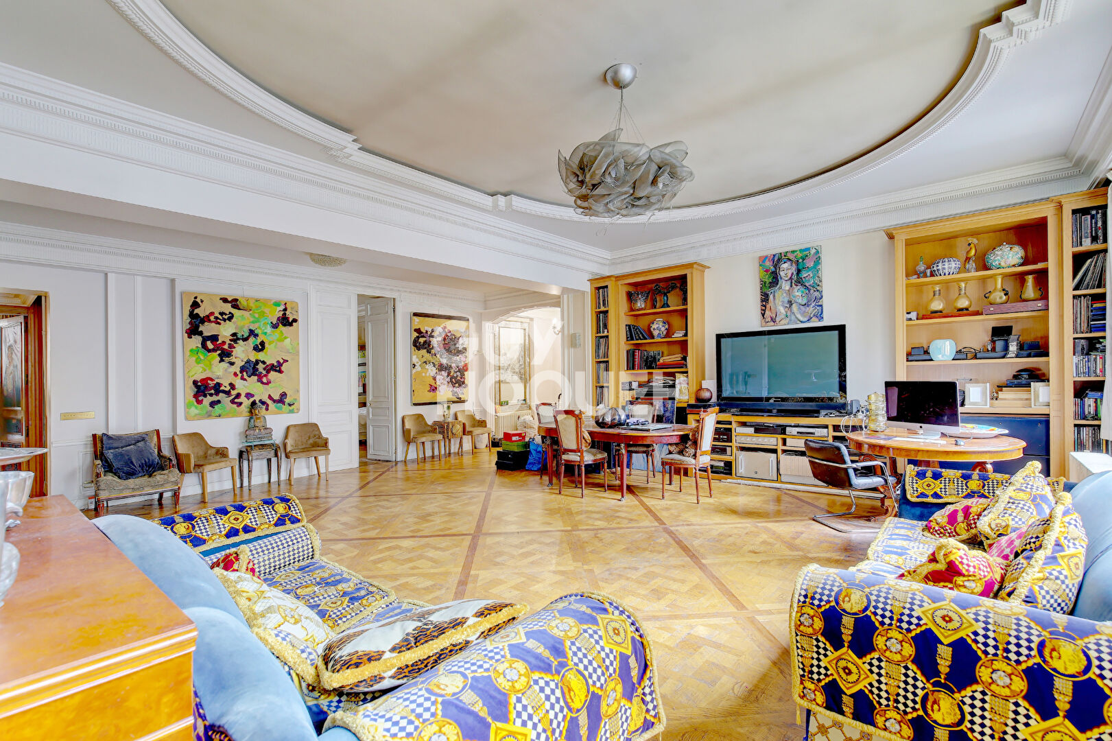 PARIS XVI, VICTOR HUGO, Appartement de réception 6 pièces 214 m2