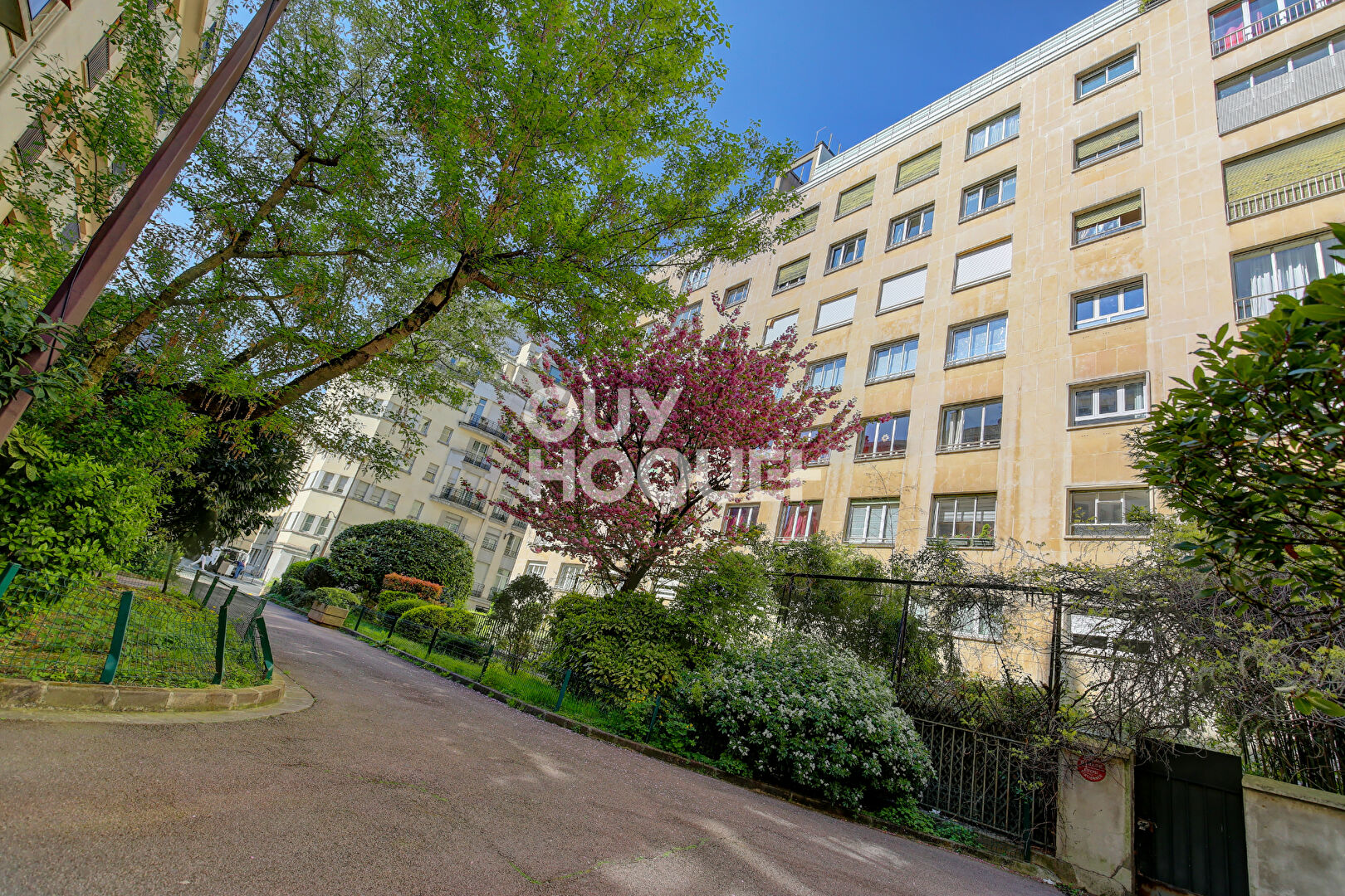 Paris XVI, Local Commercial,  8 salles de réunion, 259 m2
