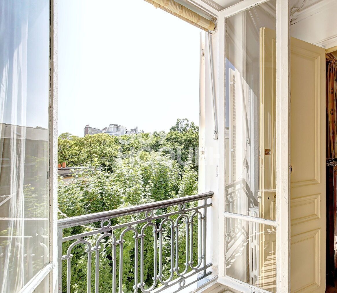 Appartement Paris 4 pièce(s) 96.5 m2