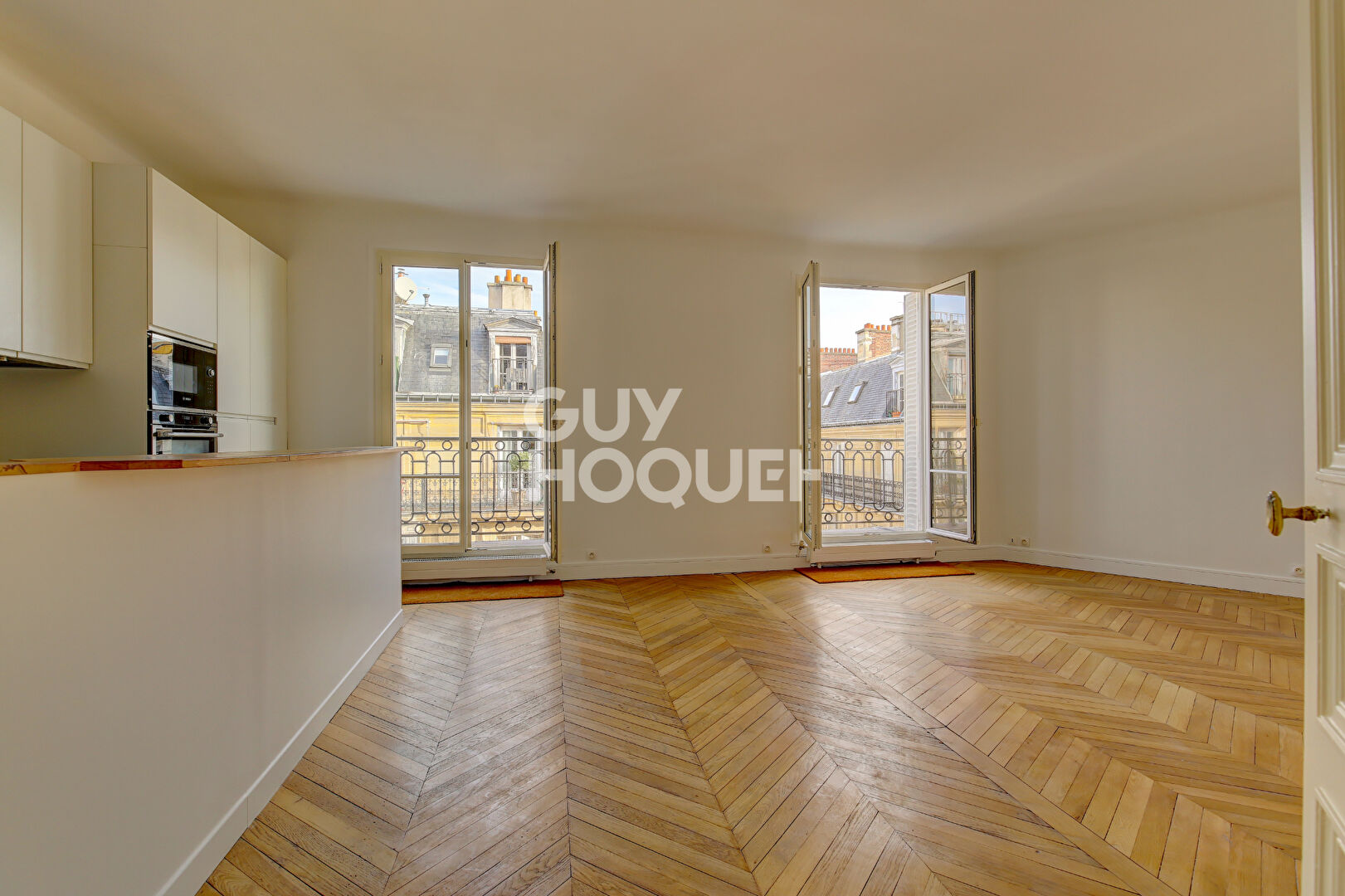 PARIS XVI, Muette sud, 3 chambres, immeuble de charme vue dégagée