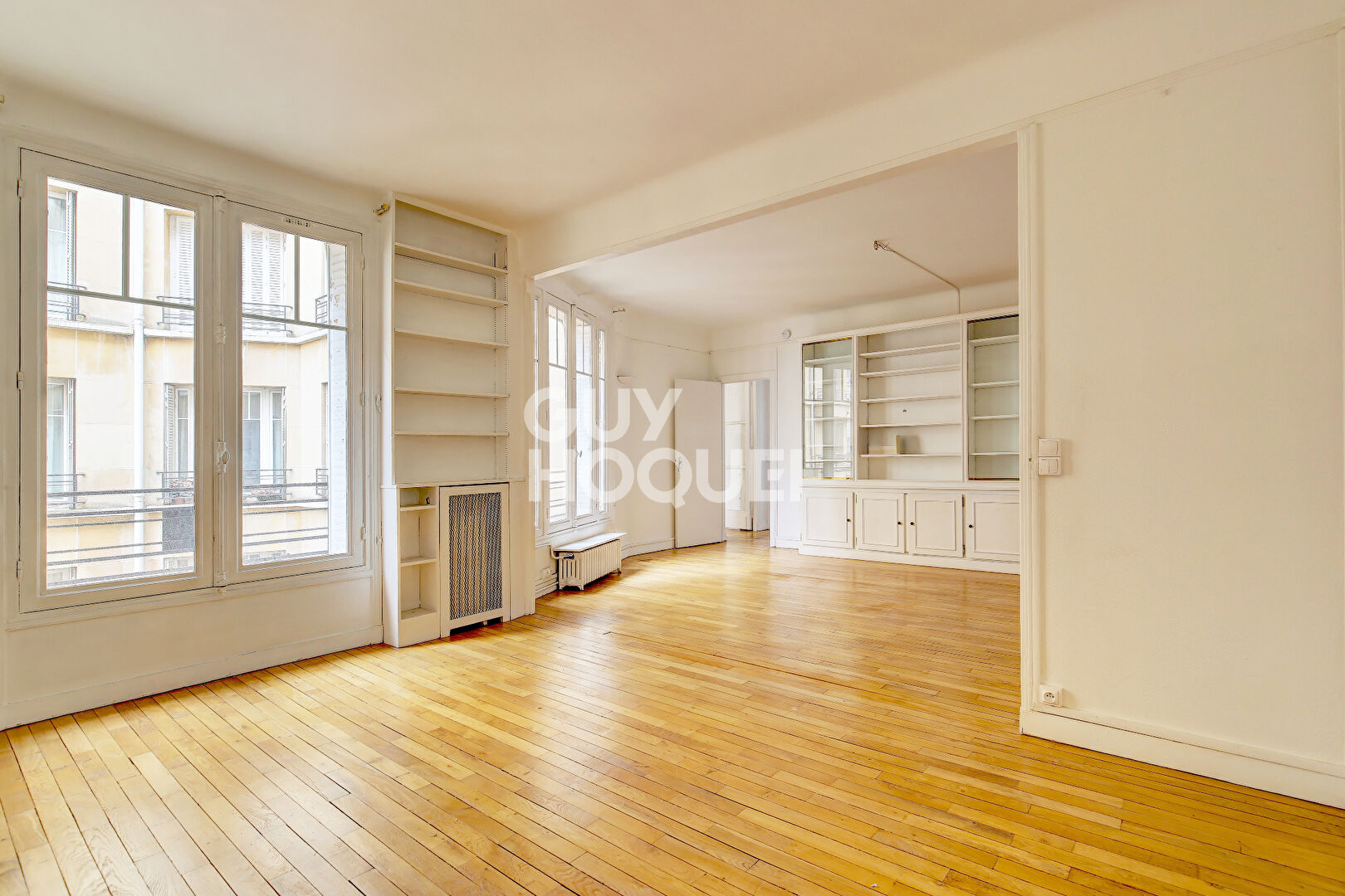 PARIS XVI, 74m2 2 chambres Immeuble de charme 3ème étage parking