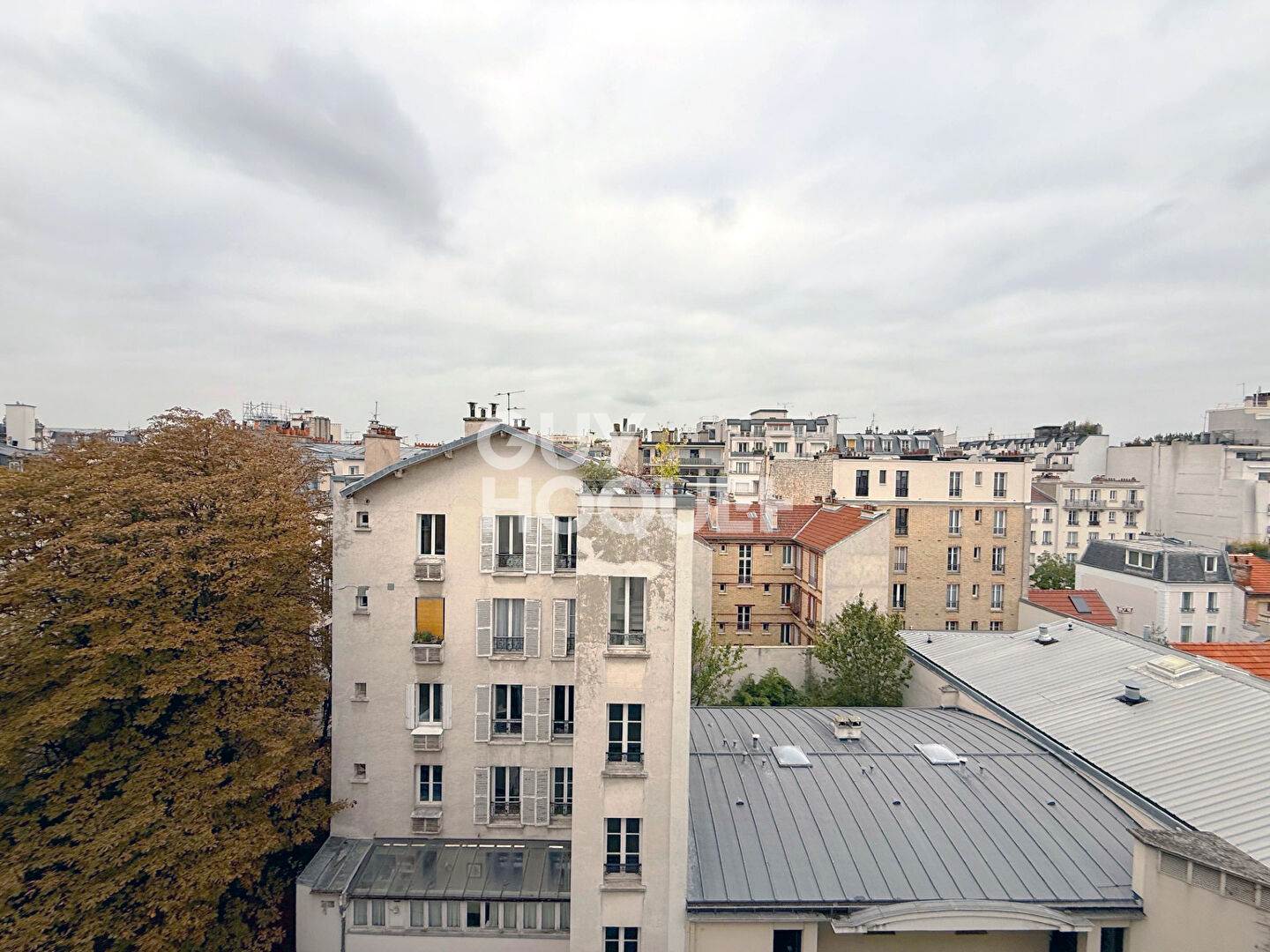 PARIS XVI, dernier étage, 1/2 ch, double exposition