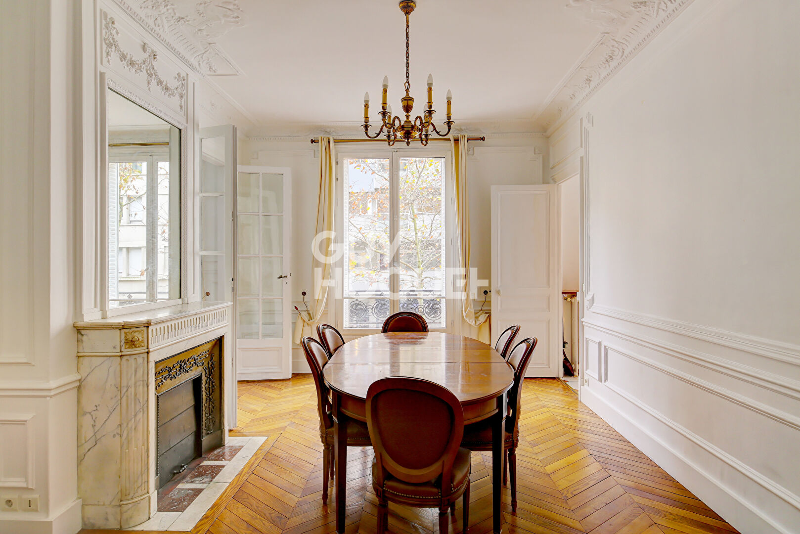 PARIS XVI, Auteuil, familial 2 chambres 131m2 meublé
