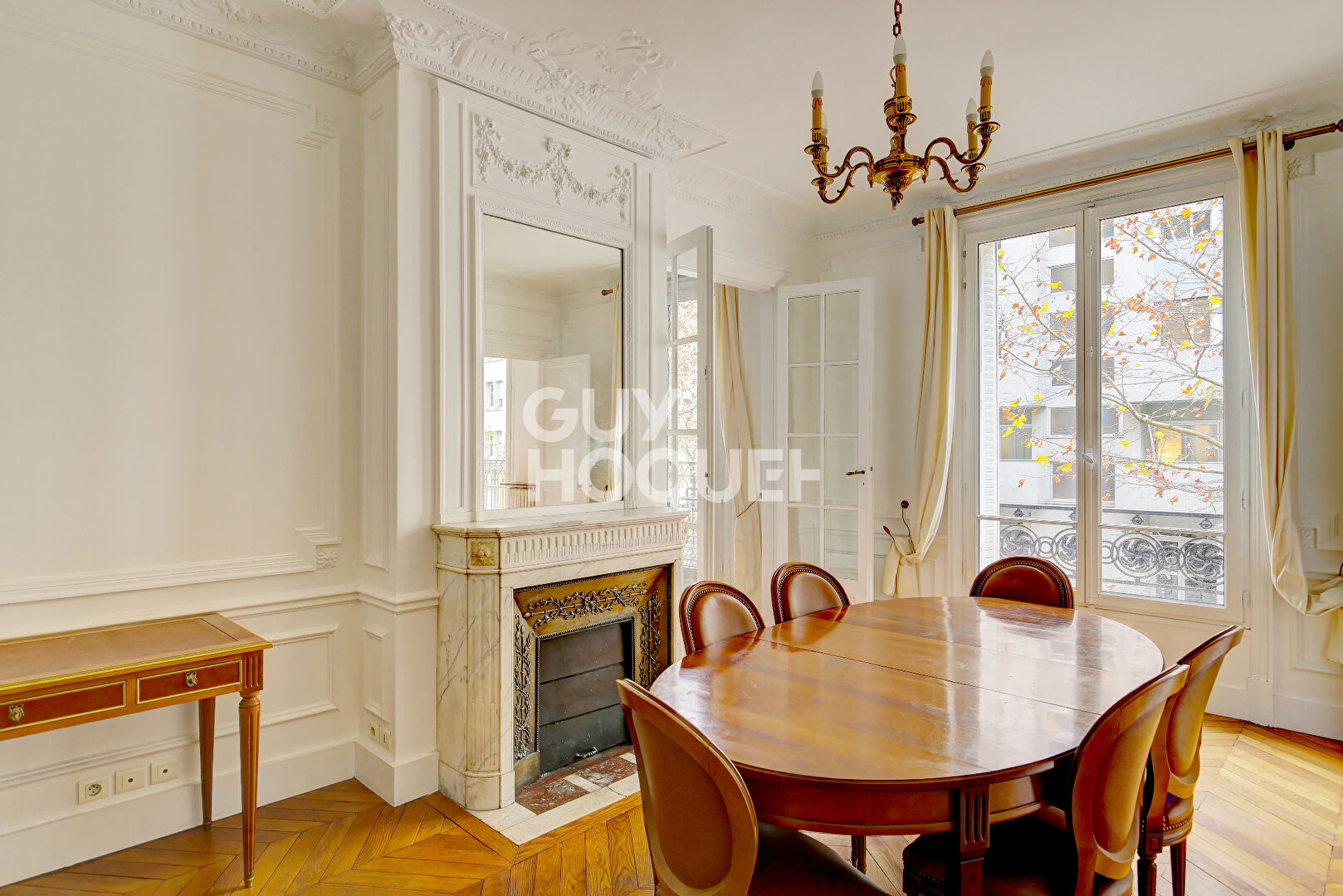 PARIS XVI, Auteuil, familial 2 chambres 131m2 meublé
