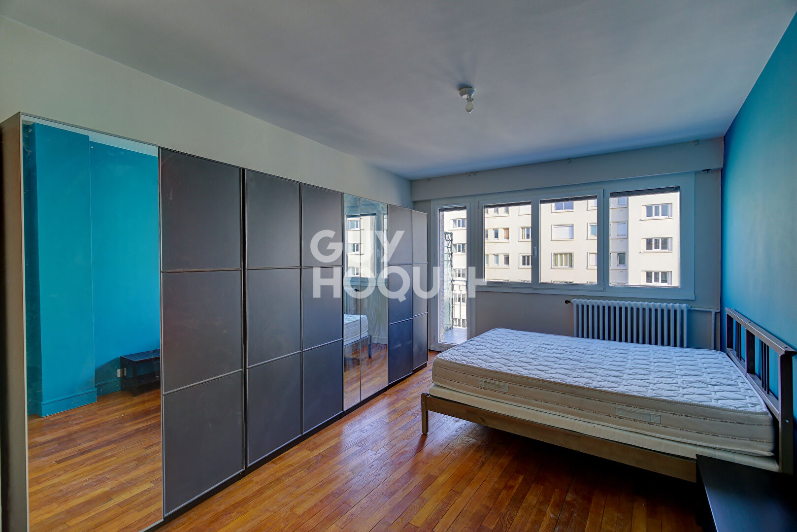 Saint Cloud, dernier étage avec 2 terrasses 3 chambres DPE C