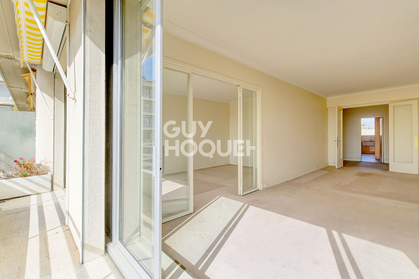 PARIS XVI, Jasmin, 2ch avec balcon 8ème étage