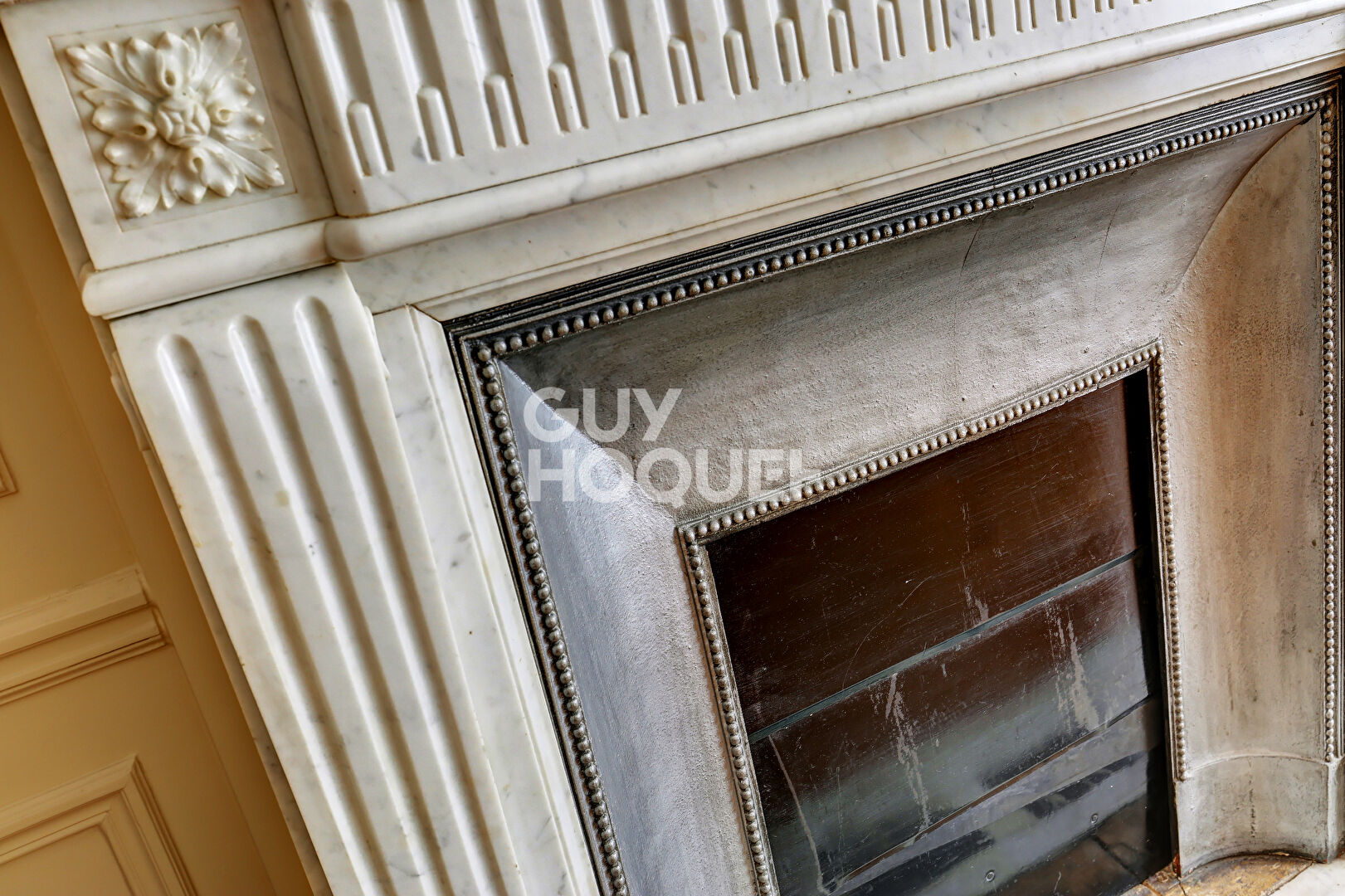 Paris XVI, 171 m2, 6 pièces / 4 chambres.