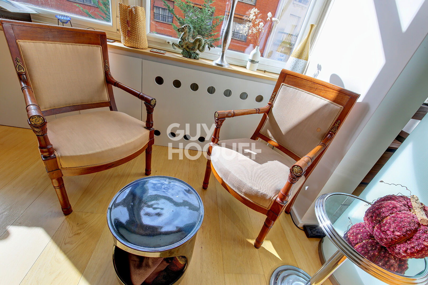 PARIS XVI, La Muette, 117m2 2/3 chambres en étage au calme absolu