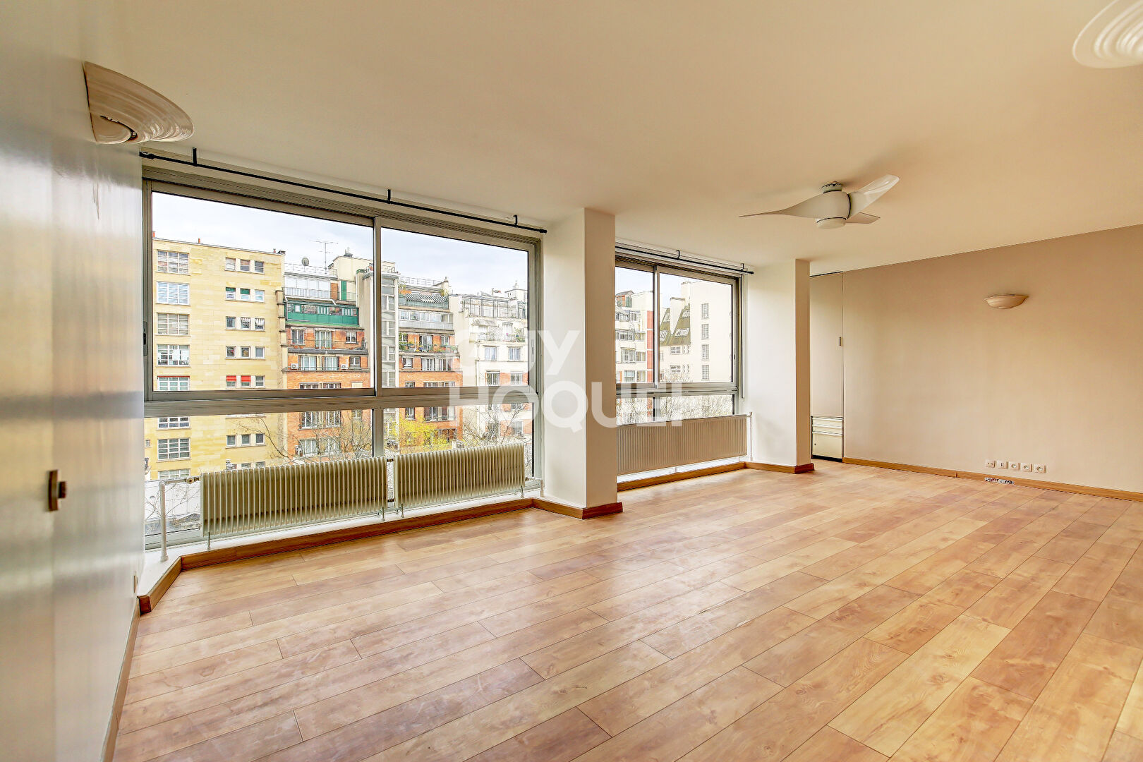 PARIS XVI, 2 CHAMBRES, AUTEUIL/MIRABEAU, 6ÈME ÉTAGE