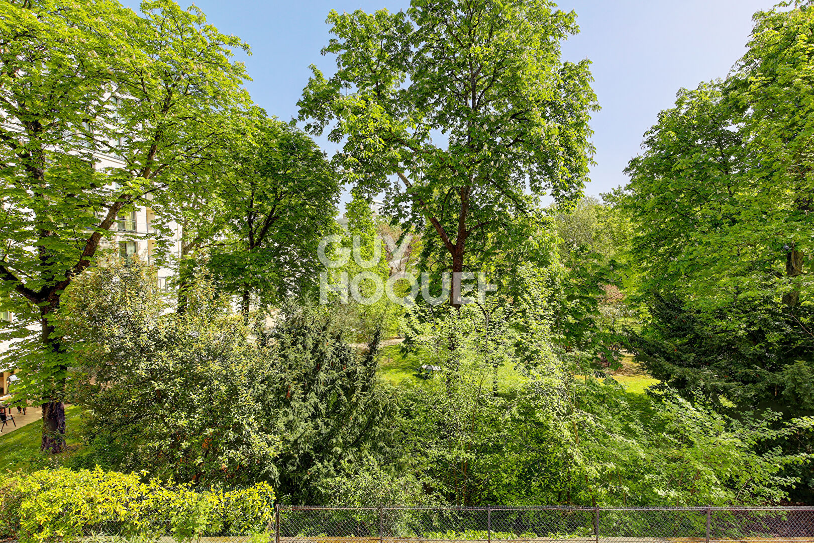 PARIS XVI, 2 CHAMBRES, PLACE RODIN, 75M2 AVEC TERRASSE DE 7.5M2