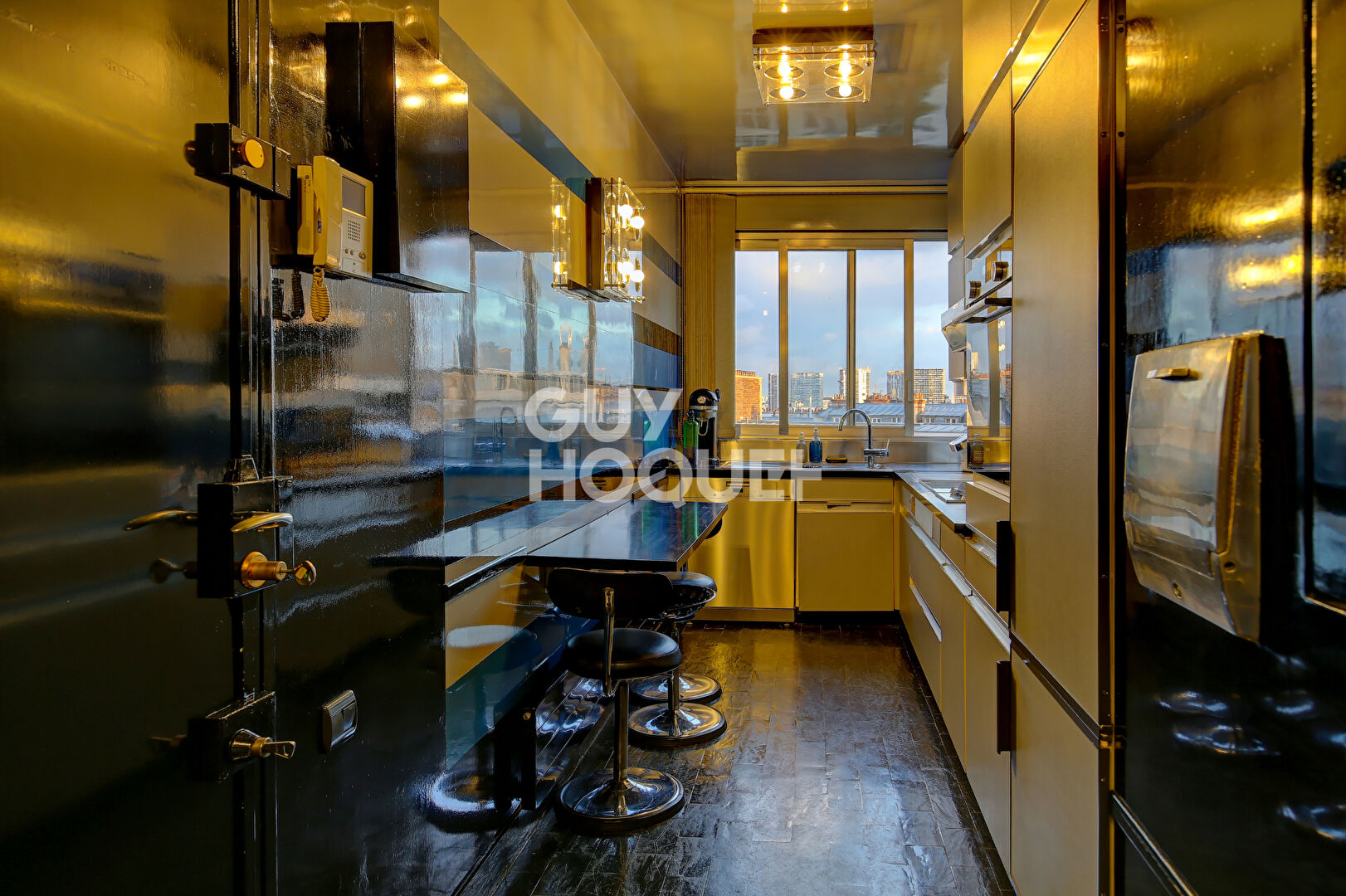 PARIS XVI - Design Maison Jansen, 87m2 avec balcon/ terrasse 11m2