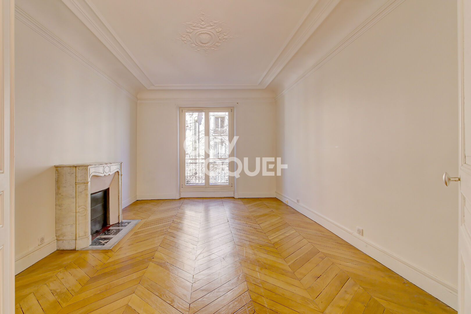 PARIS XVI, ÉGLISE D'AUTEUIL, 2 CHAMBRES, 90M2 AVEC CAVE ET PARKING