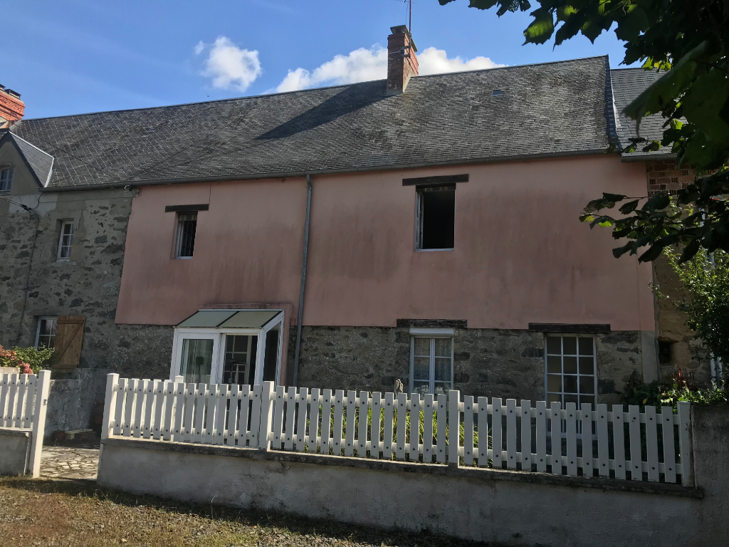 Maison LE MESNILBUS 104 m² 4 pièces principales