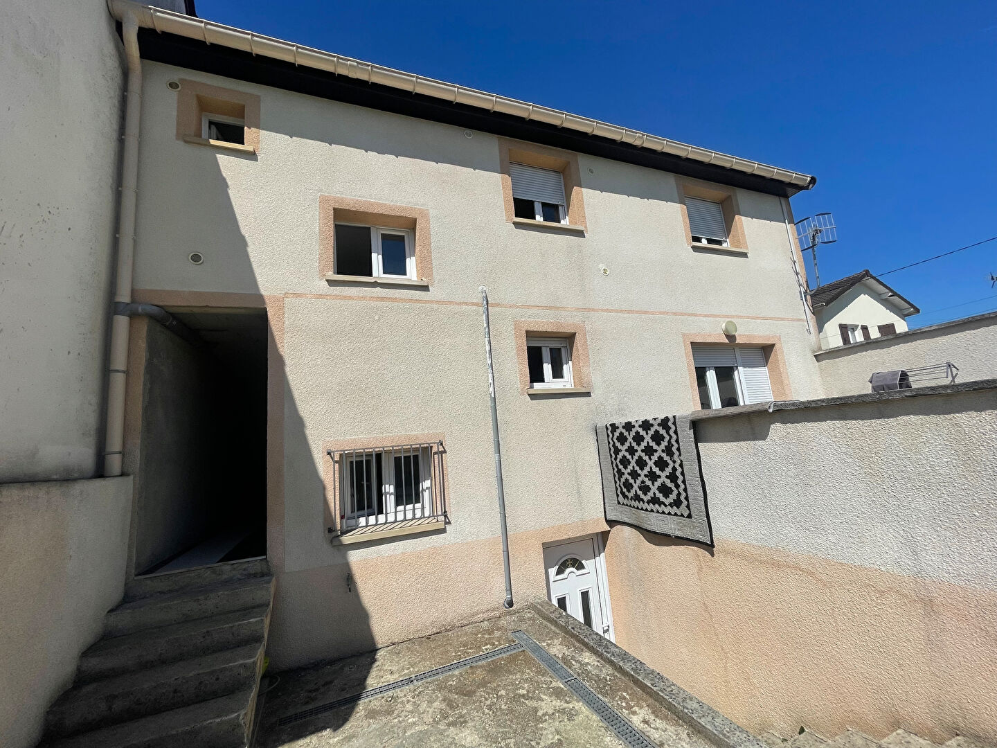 Maison Le Blanc Mesnil