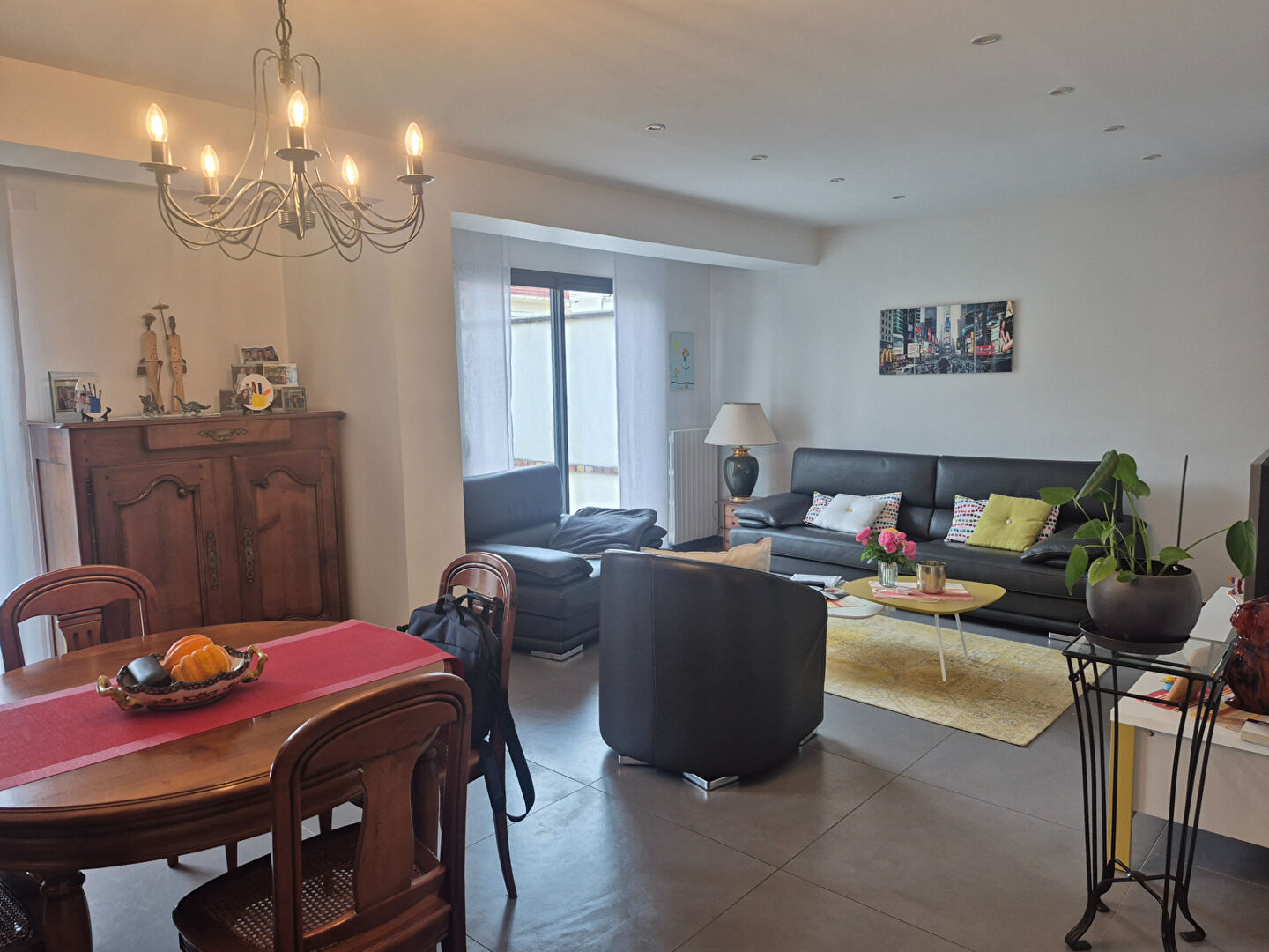 Maison  6 pièce(s)