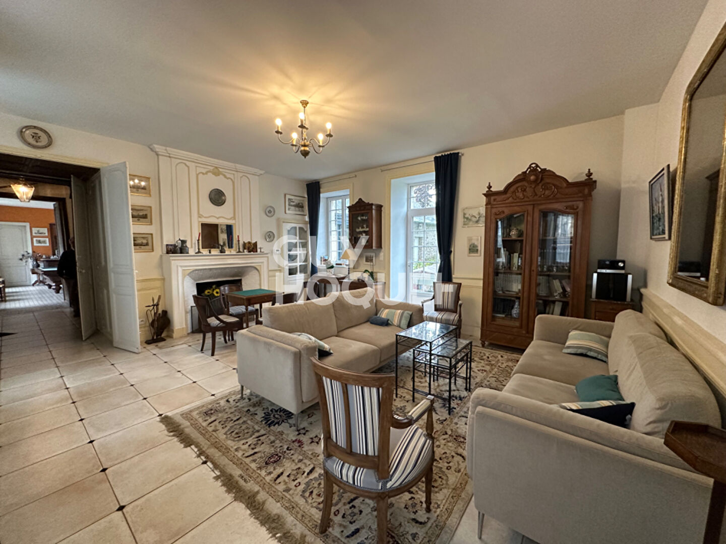 Maison  10 pièce(s) 200 m2