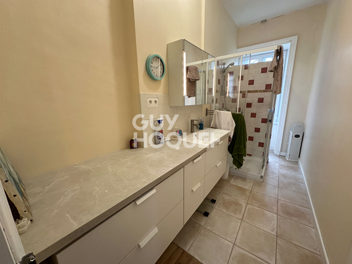 Maison  10 pièce(s) 200 m2