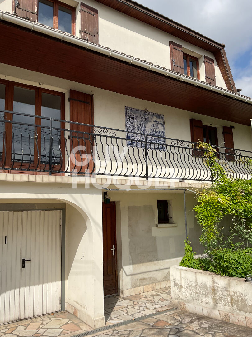 Maison Le Blanc Mesnil 125.83 m2