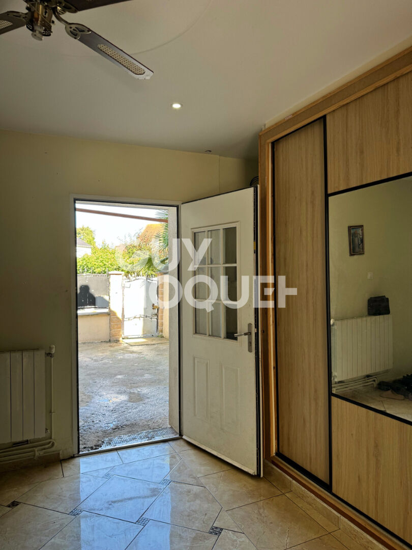 Maison  à vendre 6 pièces 177 m2