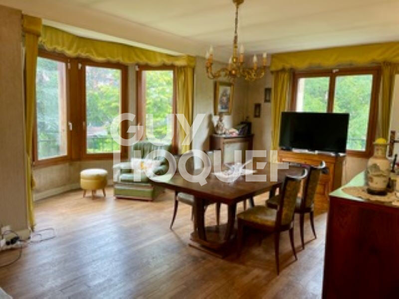 Maison Le Blanc Mesnil