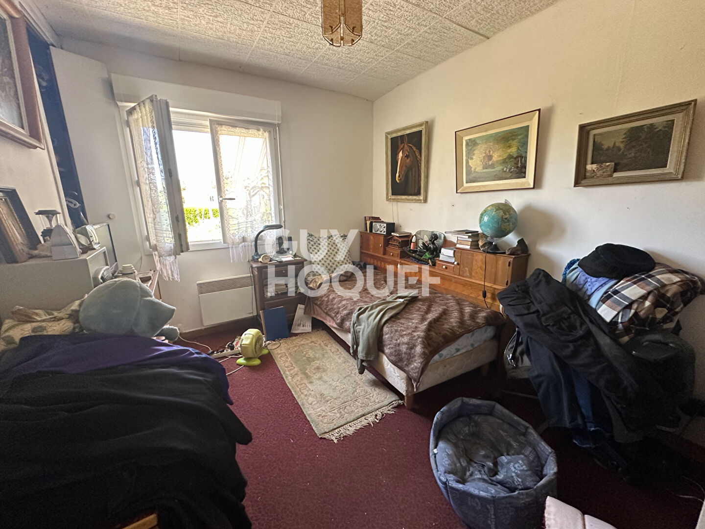 Pavillon sur sous-sol avec Hangar