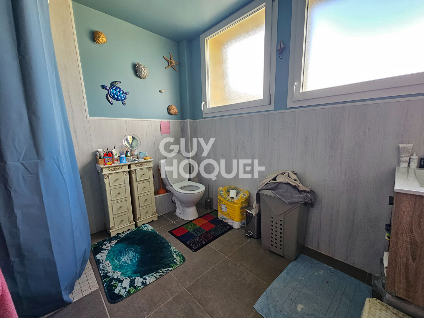 Corps de ferme avec 2 maisons et une stabulation