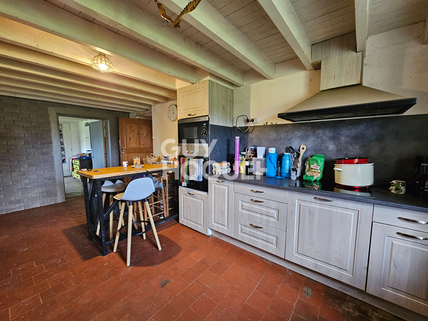 Corps de ferme avec 2 maisons et une stabulation