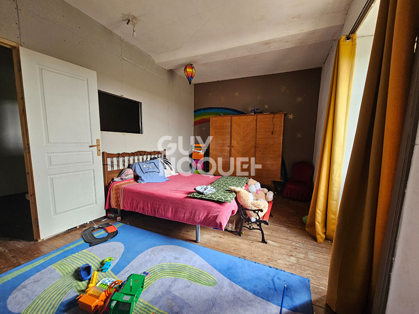 Corps de ferme avec 2 maisons et une stabulation