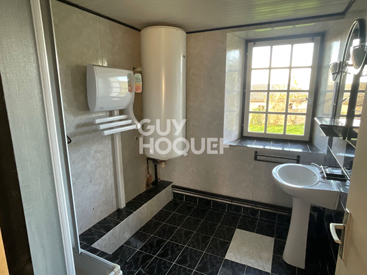 Maison LA FEUILLIE 6 pièces