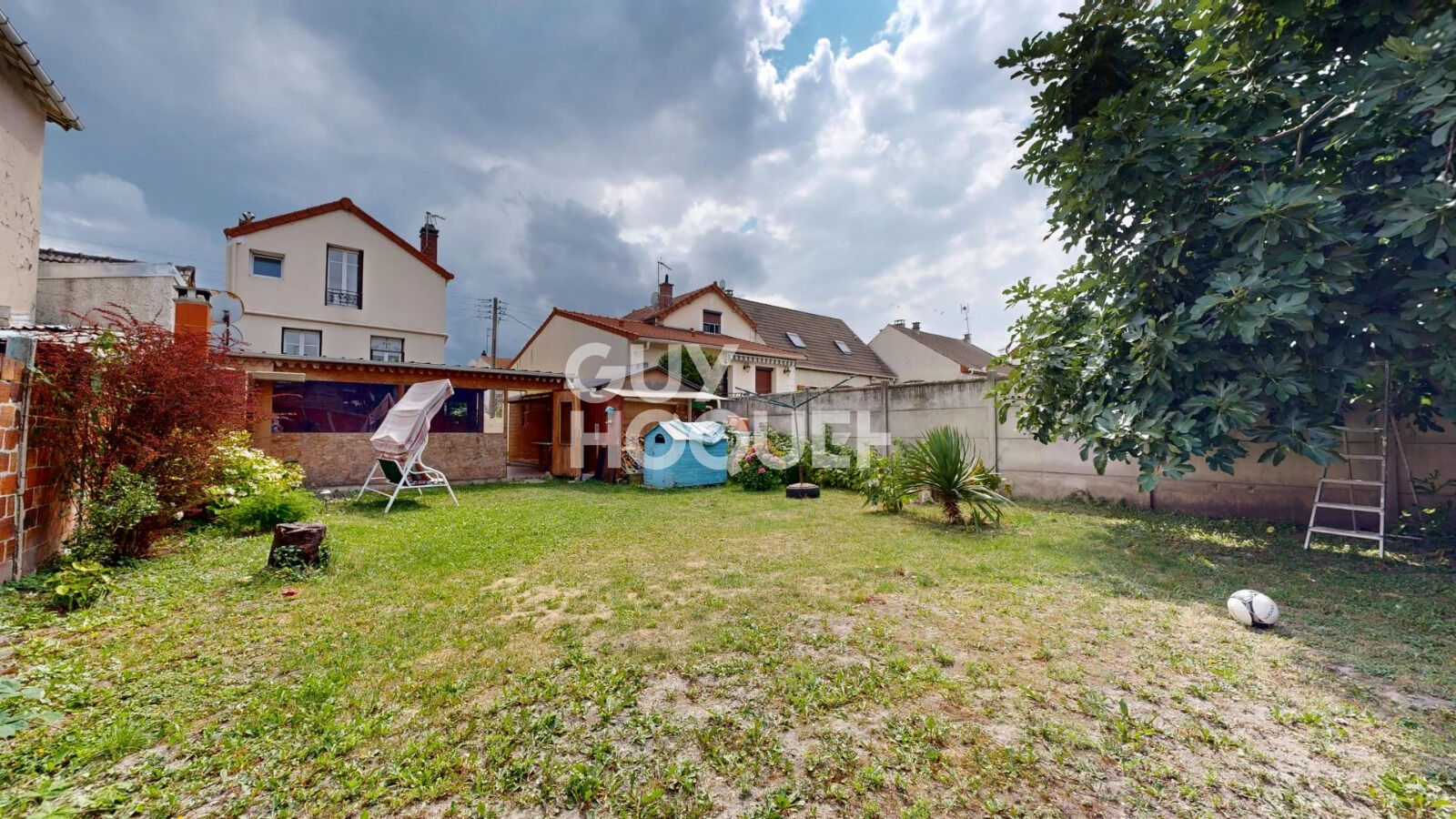 Maison Le Blanc Mesnil