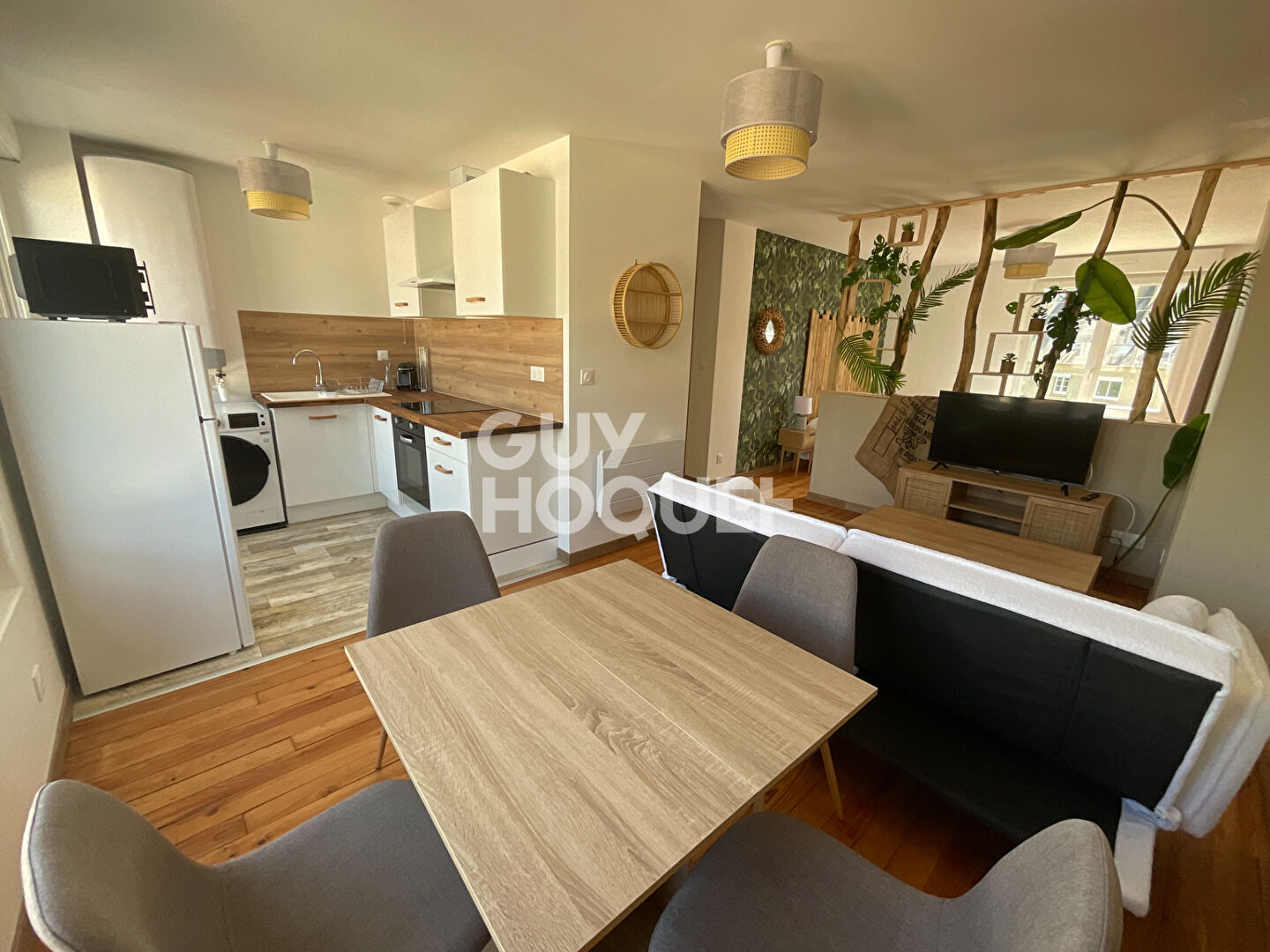 Immeuble Périers 8 pièce(s) 156 m2