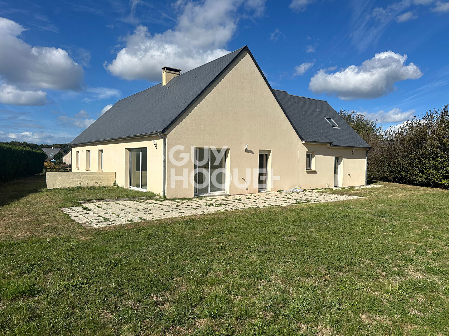 Maison 6 pièces 151 m² · à Créances · 151,1 m² · 299 500 €