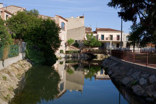 TORREILLES Parcelle de 569 m² au village
