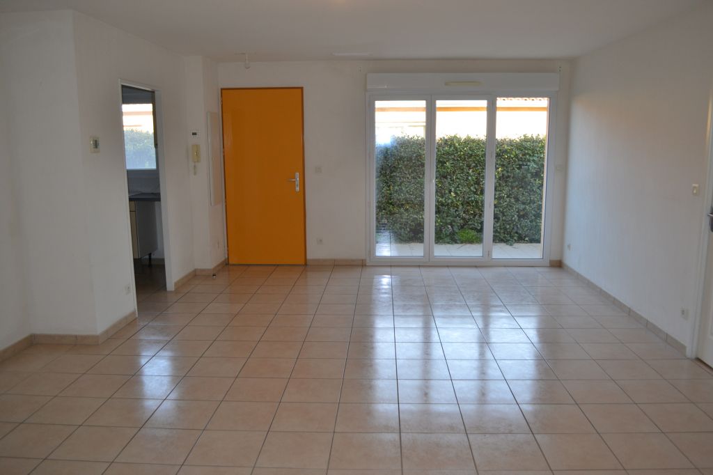 BAHO Villa 2 faces F3 de plain pied de 73 m² avec terrasse, jardin, parking et garage